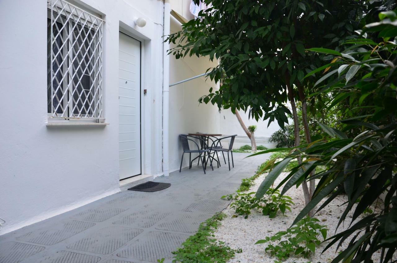 Appartement Lovely Place To Be à Athènes Extérieur photo